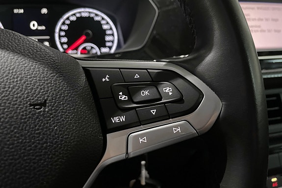 Volkswagen T-Cross 17 of 26