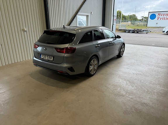 Kia Ceed 3 of 10