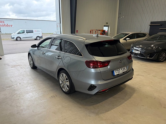Kia Ceed 4 of 10
