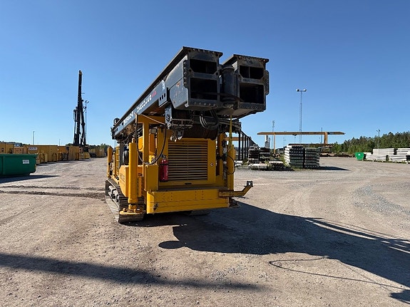Borrigg Comacchio MC30 3 of 5