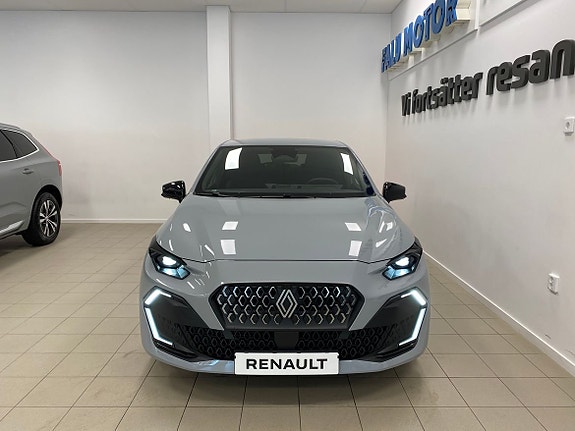 Renault Clio 2 of 11