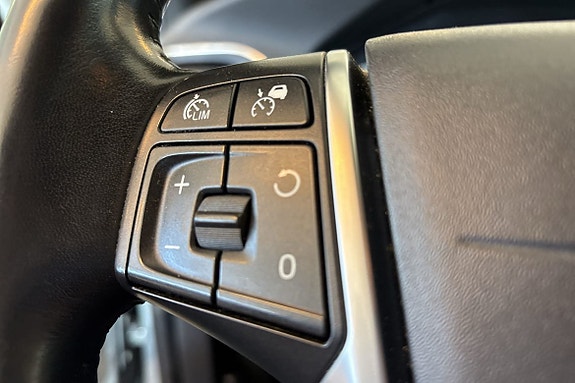 Volvo V60 19 of 24