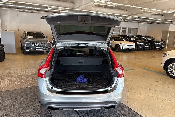 Volvo V60 14 of 24