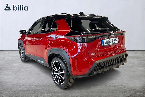 Toyota Yaris Cross 2 of 21