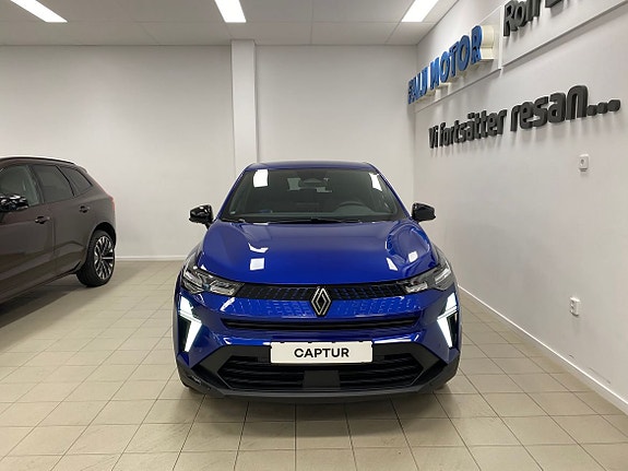 Renault Captur 3 of 13