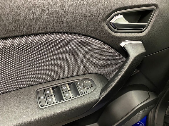 Renault Captur 12 of 13