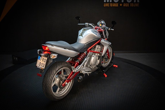 Kawasaki Er-6N 3 of 20