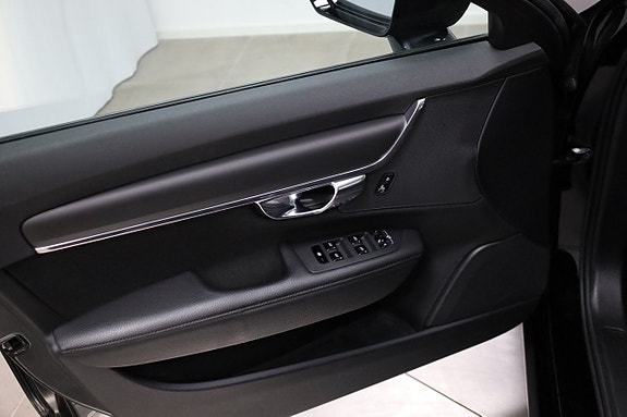 Volvo V90 24 of 25