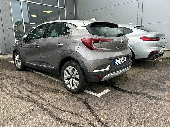 Renault Captur 4 of 6