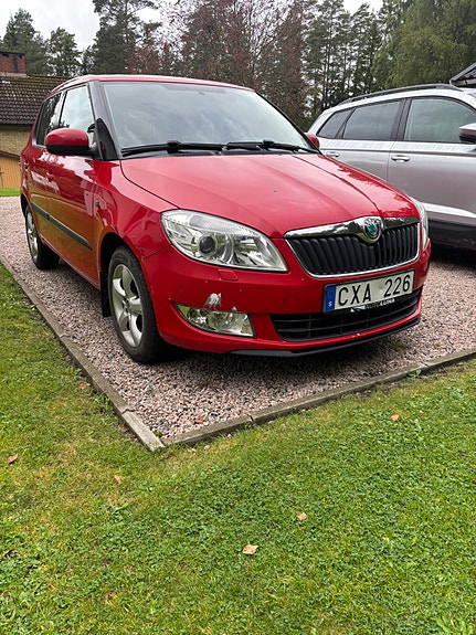 Skoda Fabia 2 of 6