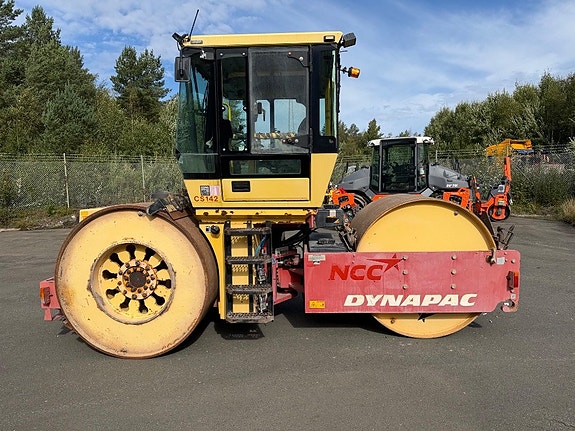 Vält Dynapac CS 142 2 of 5