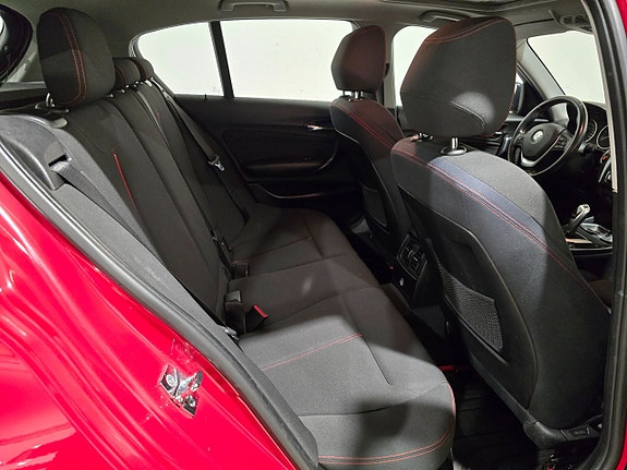 BMW 118d 13 of 14