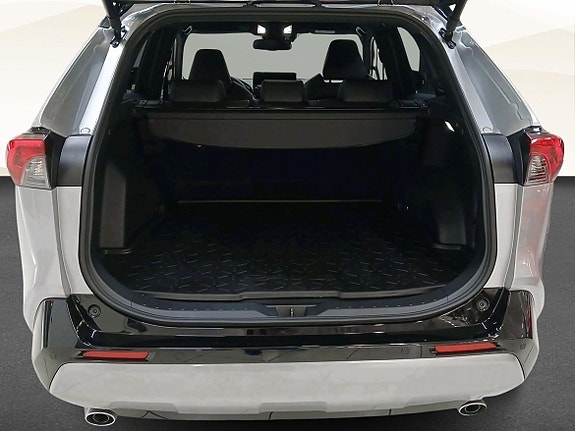 Toyota RAV4 12 of 21