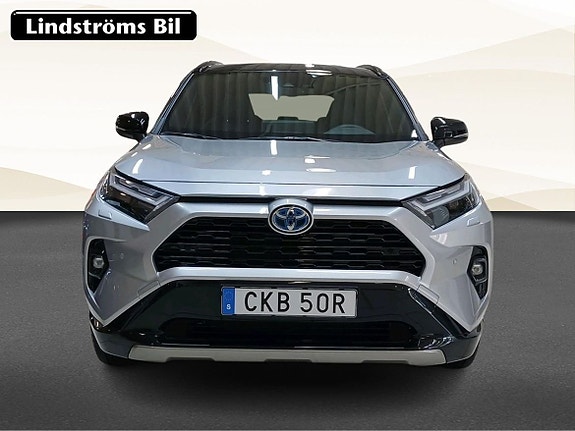 Toyota RAV4 9 of 21