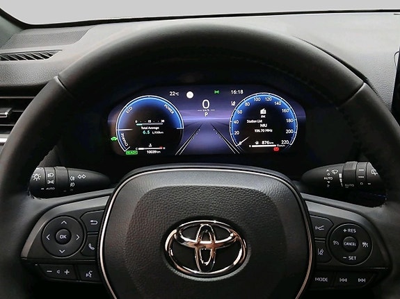 Toyota RAV4 14 of 21