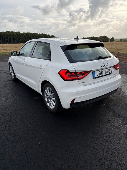 Audi A1 5 of 6