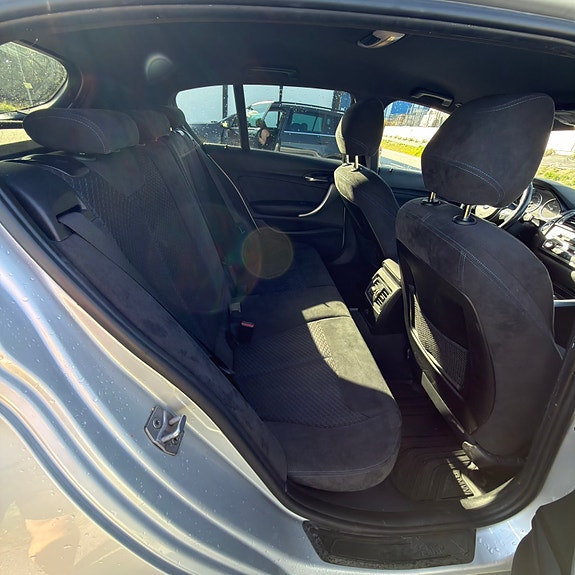 BMW 118d 5 of 7
