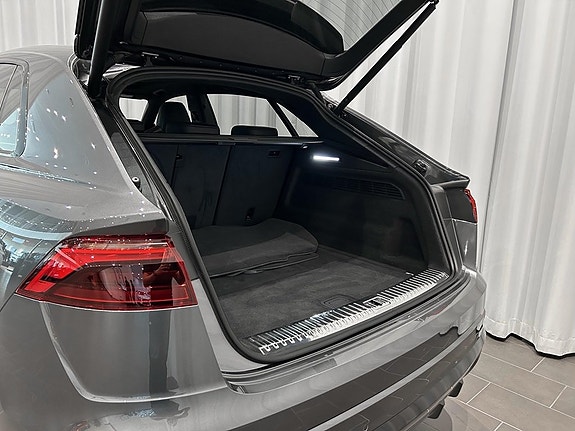 Audi Q8 4 of 19