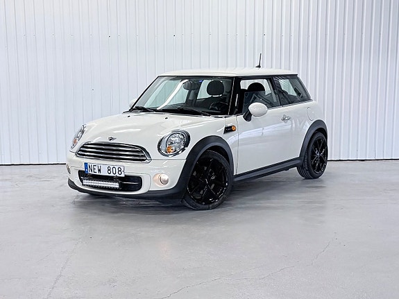 MINI Cooper 7 of 15
