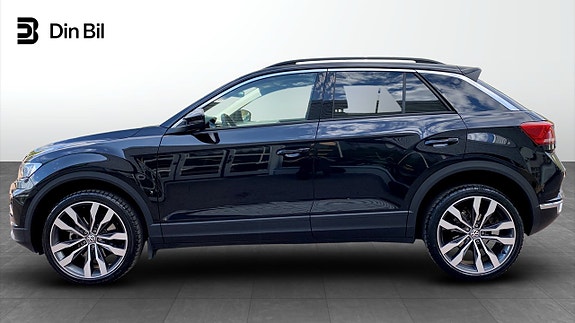 Volkswagen T-Roc 2 of 12