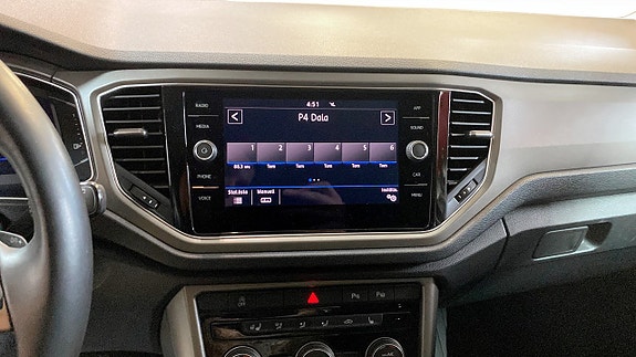 Volkswagen T-Roc 9 of 12