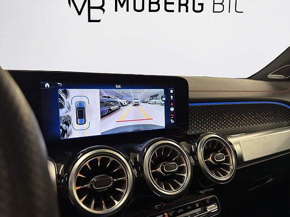 Mercedes-Benz EQB300 22 of 22