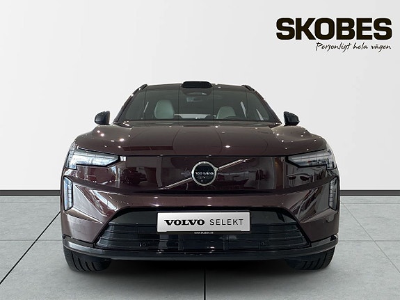 Volvo EX90 2 of 30