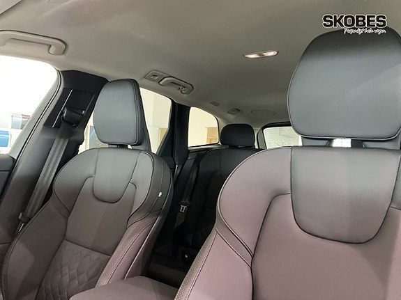 Volvo XC60 27 of 30
