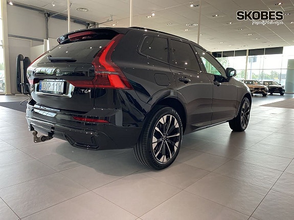 Volvo XC60 21 of 30