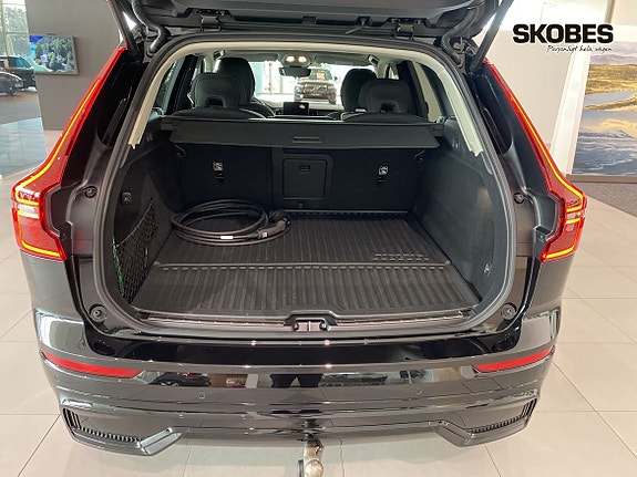 Volvo XC60 17 of 30