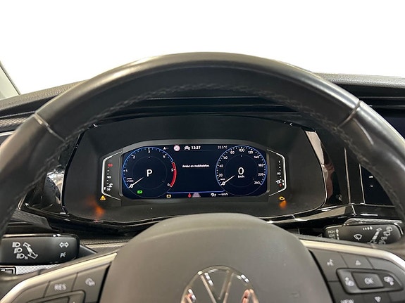 Volkswagen Multivan 12 of 14