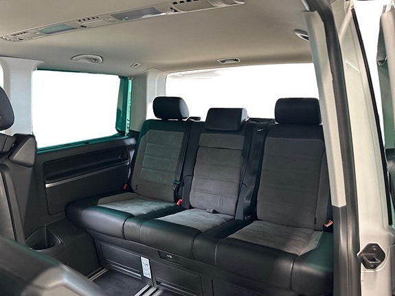 Volkswagen Multivan 10 of 14