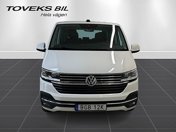 Volkswagen Multivan 8 of 14