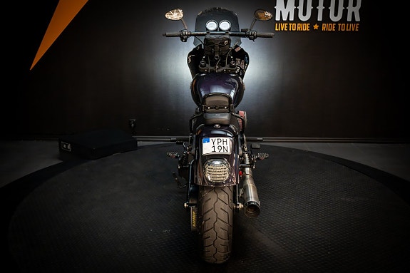 Harley-Davidson Softail Low Rider S (FXLRS) 4 of 23