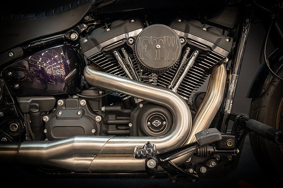 Harley-Davidson Softail Low Rider S (FXLRS) 11 of 23