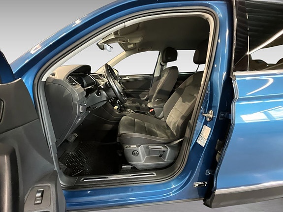 Volkswagen Tiguan 8 of 10