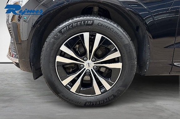 Volvo XC60 9 of 22