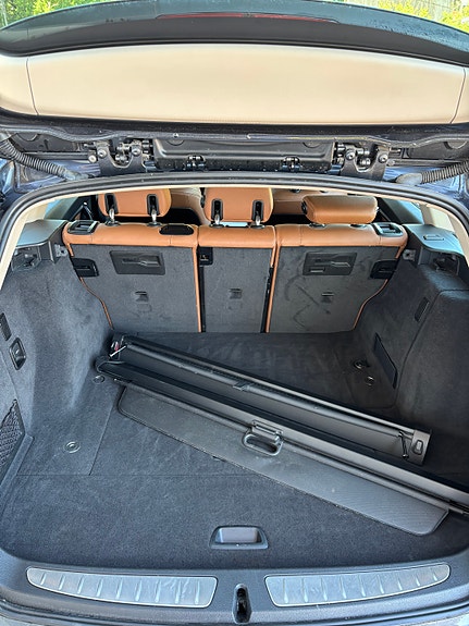 BMW 320d 13 of 13