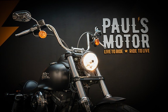 Harley-Davidson Dyna Street Bob FXDB 10 of 21