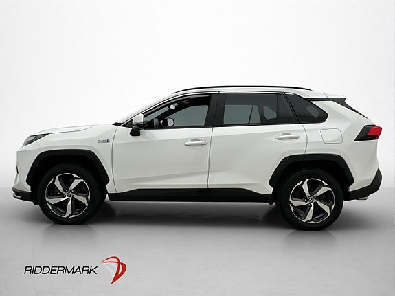 Toyota RAV4 4 of 30