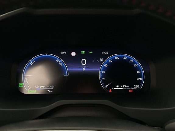 Toyota RAV4 18 of 30