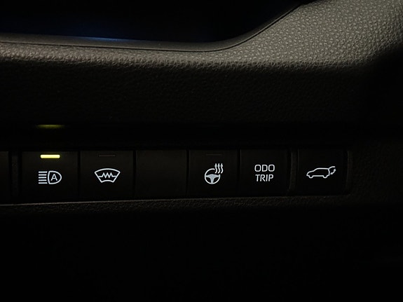Toyota RAV4 29 of 30