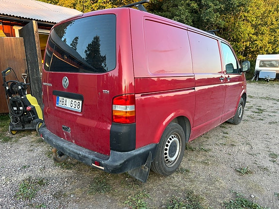 Volkswagen Transporter 3 of 6