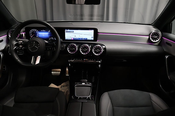 Mercedes-Benz A250 e 16 of 27