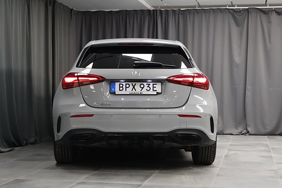 Mercedes-Benz A250 e 4 of 27