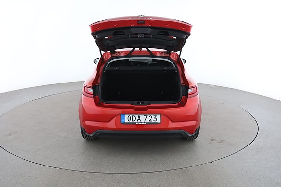 Renault Megane 17 of 30