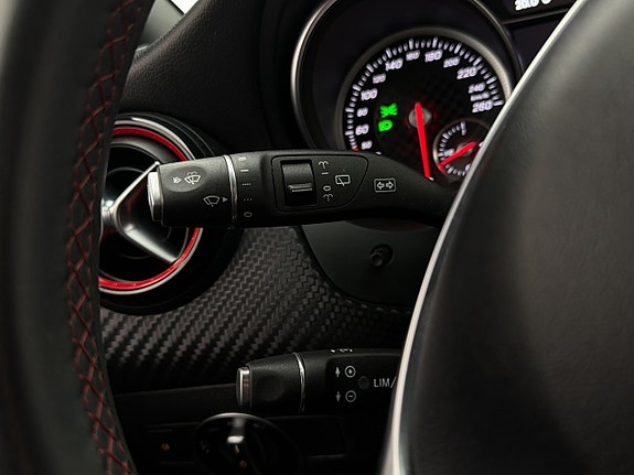 Mercedes-Benz A250 24 of 29
