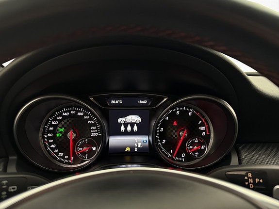Mercedes-Benz A250 16 of 29