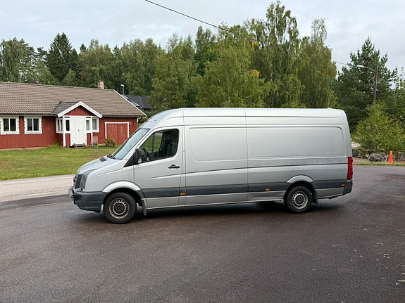 Volkswagen Crafter 35 2 of 20