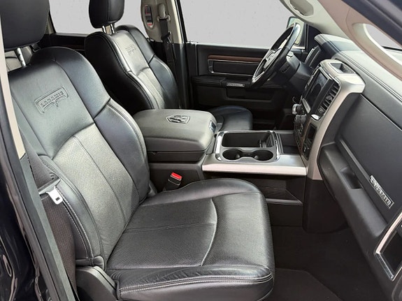 Dodge RAM 1500 13 of 15